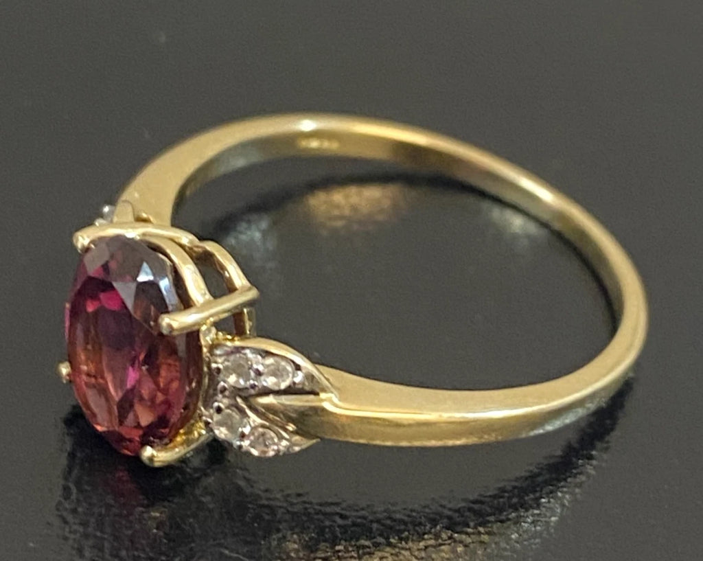 10ct Yellow Gold Garnet & Natural Zircon Ring Size R 1/2 (US 9)