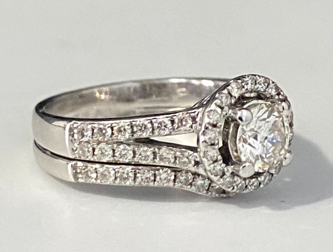 18K White Gold & 1.0CT Diamond Halo 2 Parts Bridal Set Ring Size K 1/2 - 5 1/2