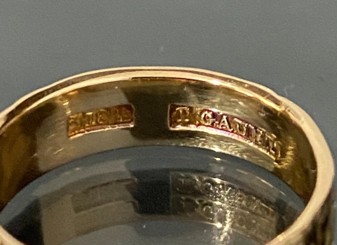 Antique Australian 18K Yellow Gold Engraved Wedding Band Ring Size L - 5 7/8