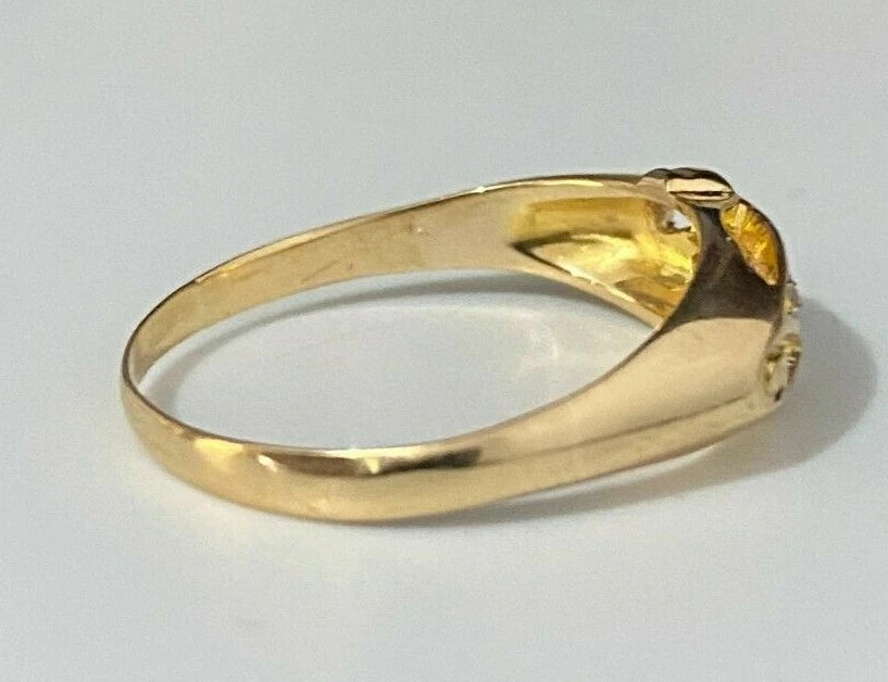 An early 18K Yellow Gold & Old cut Diamond Ring Size O 1/2 - 7 1/4