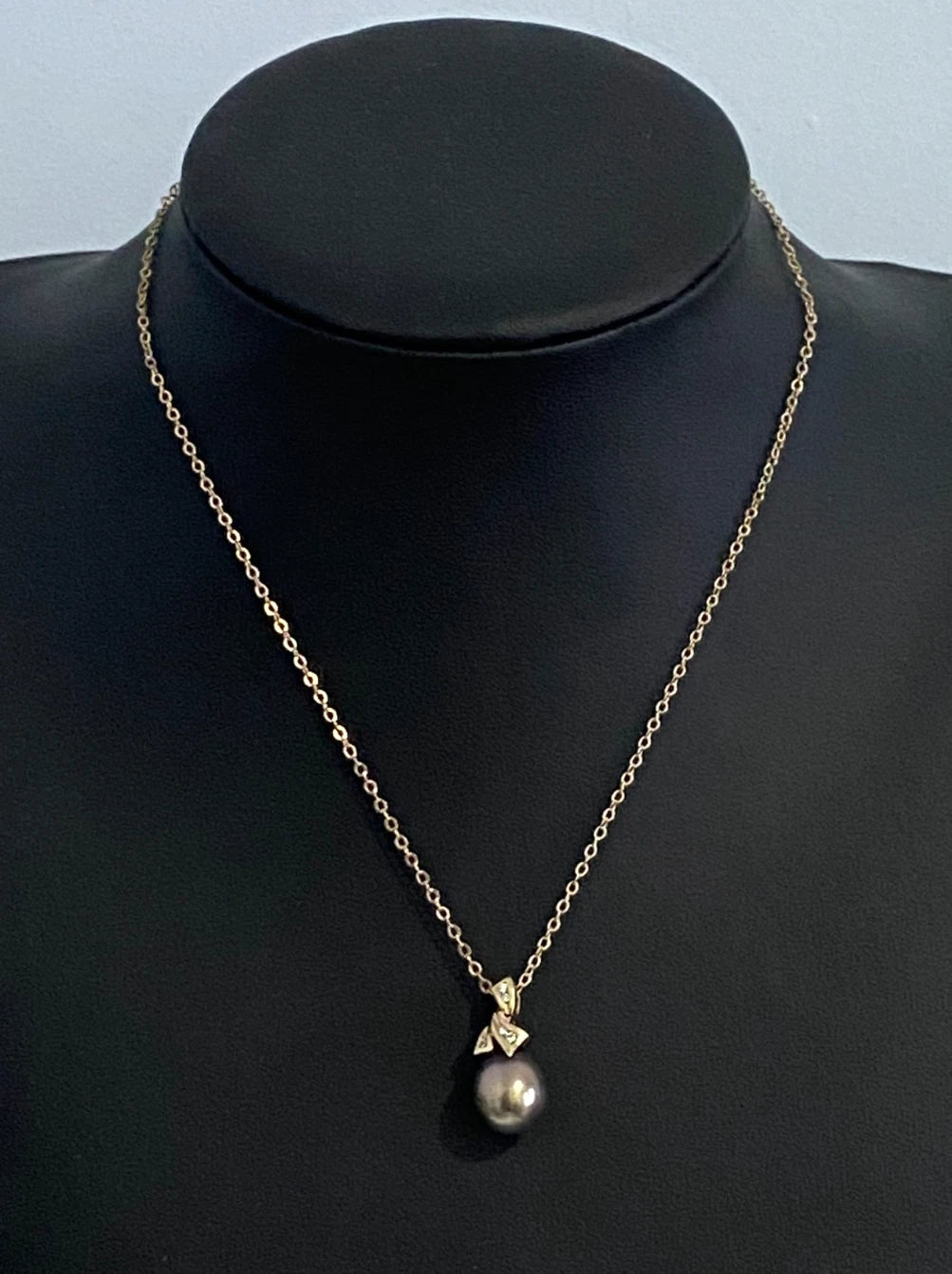 18K Yellow Gold W/ Tahitian Pearl & Diamond Pendant 22.0mm High