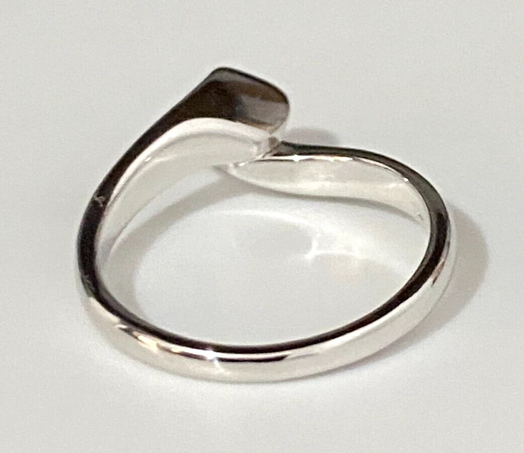 18K White Gold & 0.30CT Princess Diamond Engagement Ring Size J 1/2 - 5