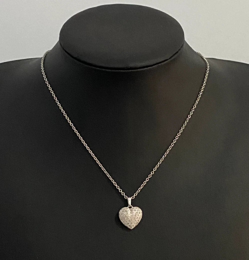 9K White Gold & 0.15CT Diamond Set Heart Pendant