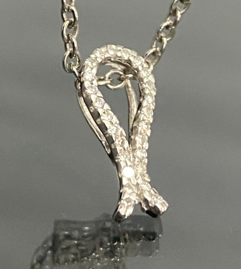 18K White Gold Brilliant Diamond Ribbon Pendant - 15mm
