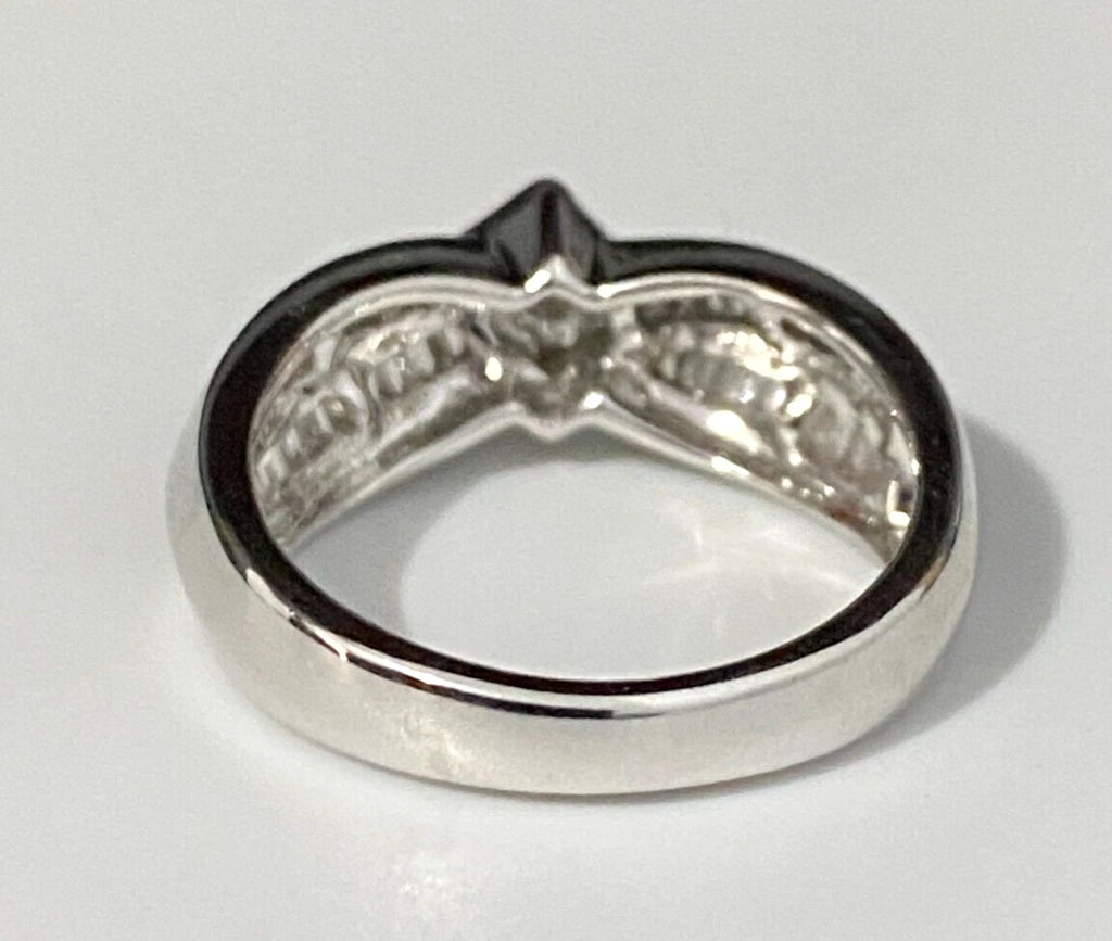18K White Gold & 0.70CT Diamond Ring Size N 1/2 - 6 3/4