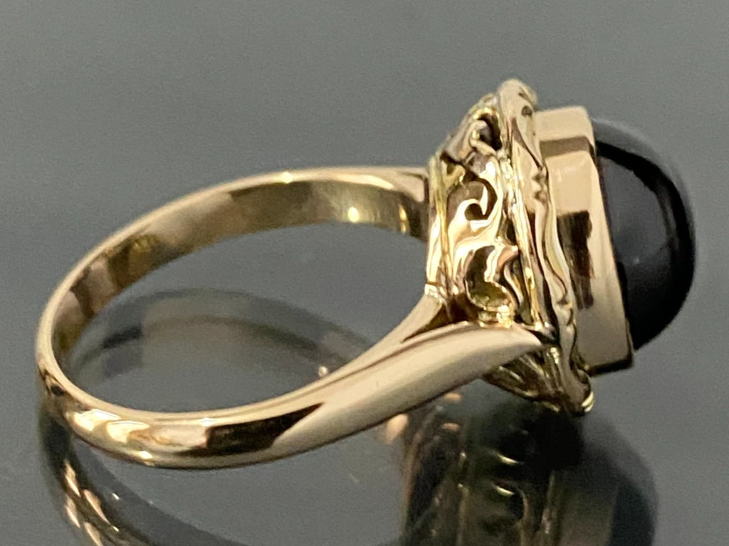 Vintage 14K Yellow Gold W/ Black Star Sapphire Ring Size L - 5 7/8