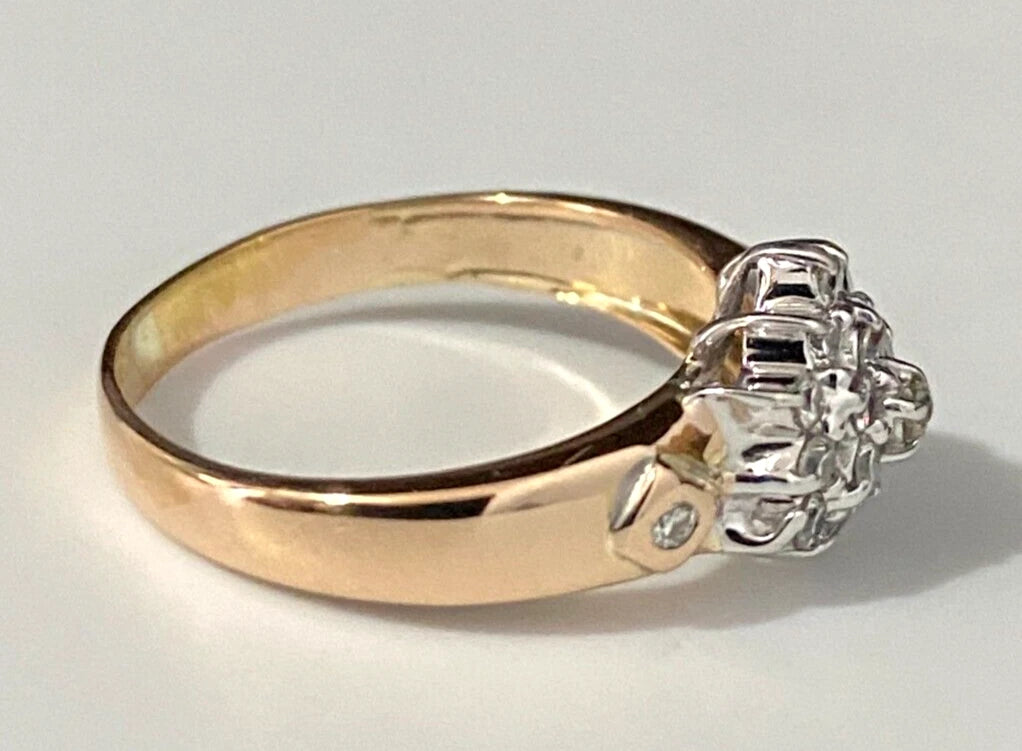 14K Yellow Gold & 0.25CT Diamond Cluster Ring Size L - 5 1/2