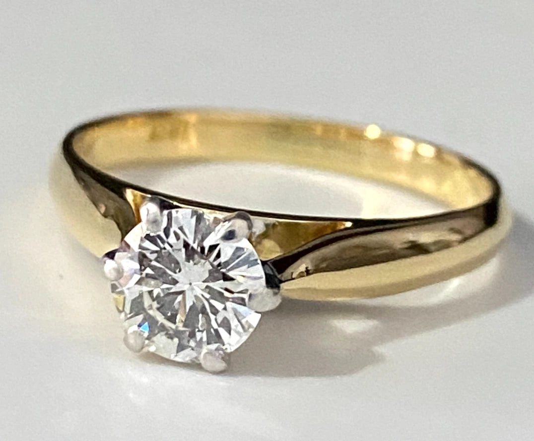 18K Yellow Gold & 0.80CT Diamond Solitaire Ring Size O 1/2 - 7 1/2