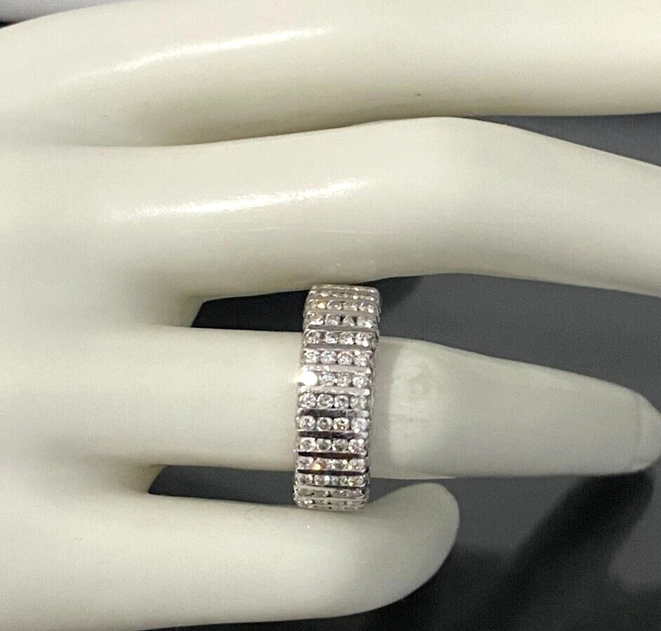 Heavy 18K White Gold & 1.20CT Brilliant Diamond Band Ring Size O - 7