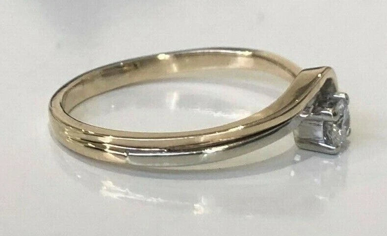 10K Two Color Gold & 0.15CT Diamond Single Stone Swirl Ring Size O - 7
