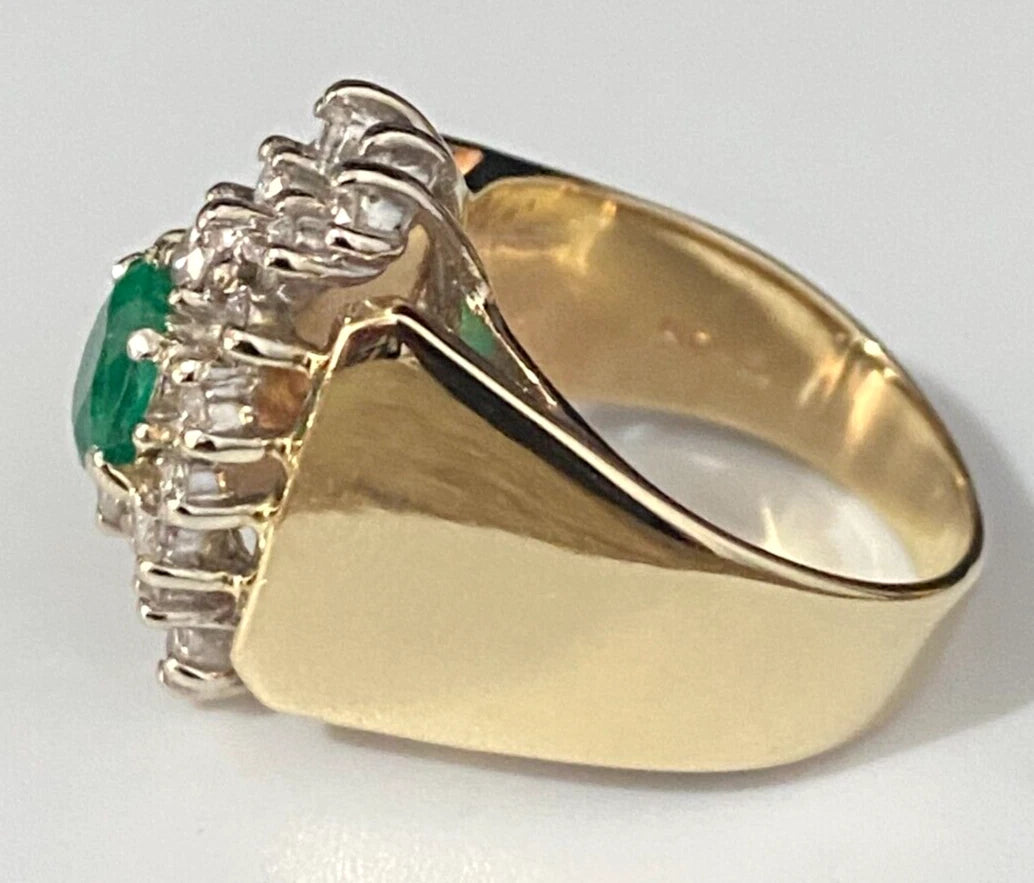 14K Yellow Gold W/ Emerald & 0.60CT Diamond Cluster Ring Size L 1/2 - 5 7/8