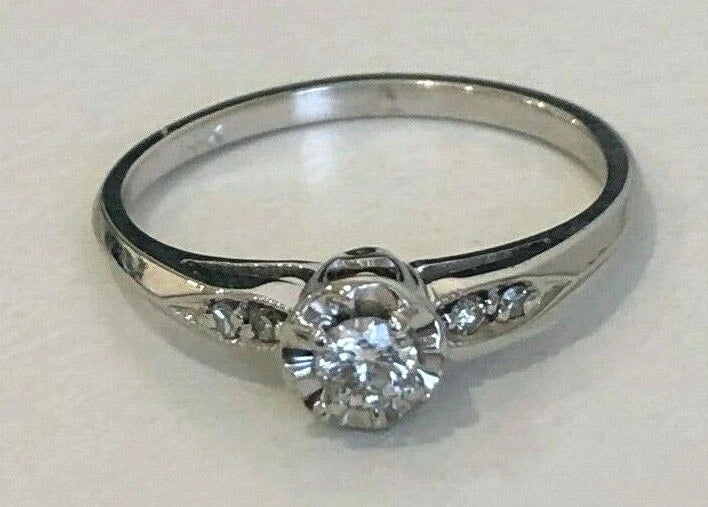14K White Gold & Diamond Illusion Set Solitaire Ring Size K - 5 1/8