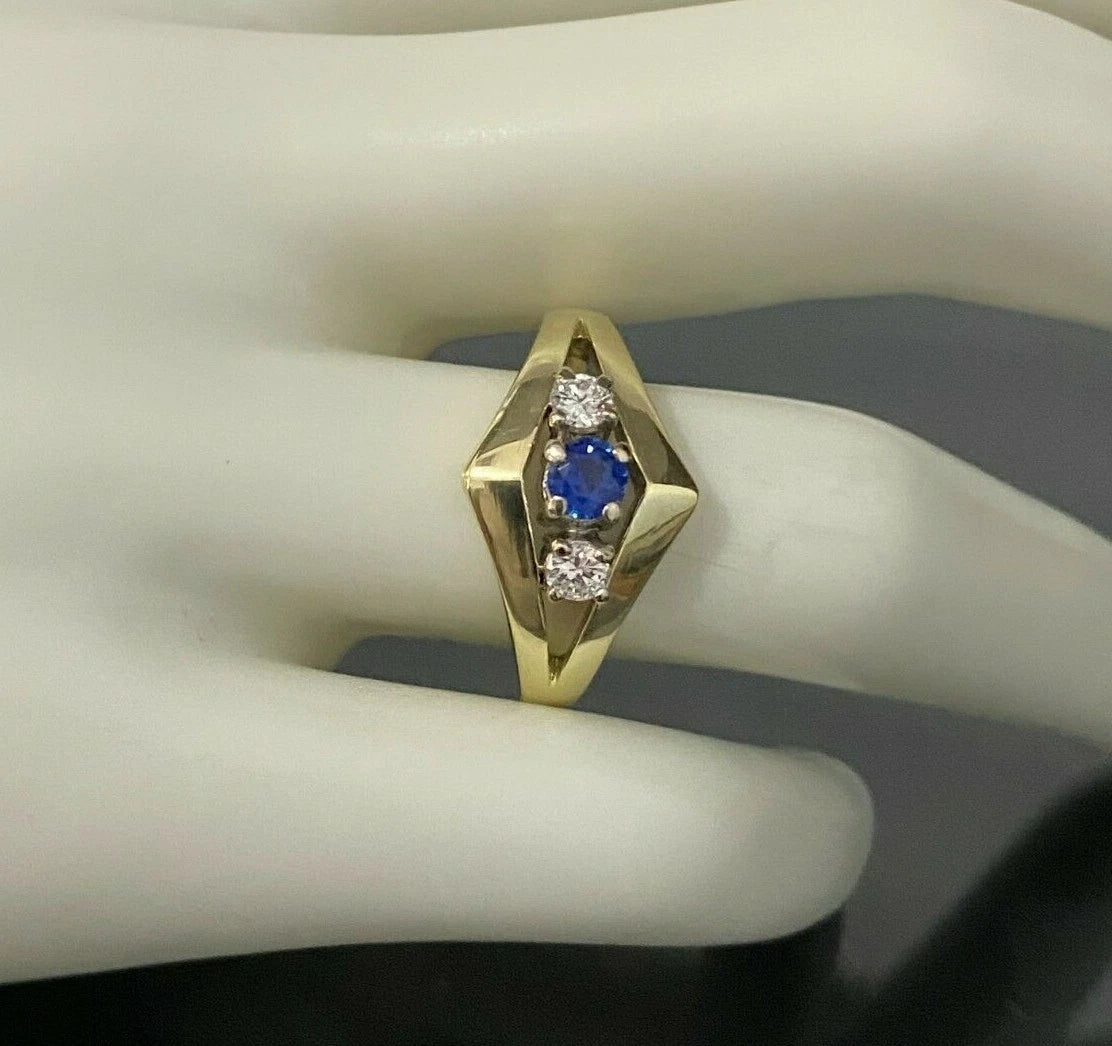 14K Yellow Gold W/ 0.20CT Diamond & Sapphire Ring Size N 1/2 - 6 3/4