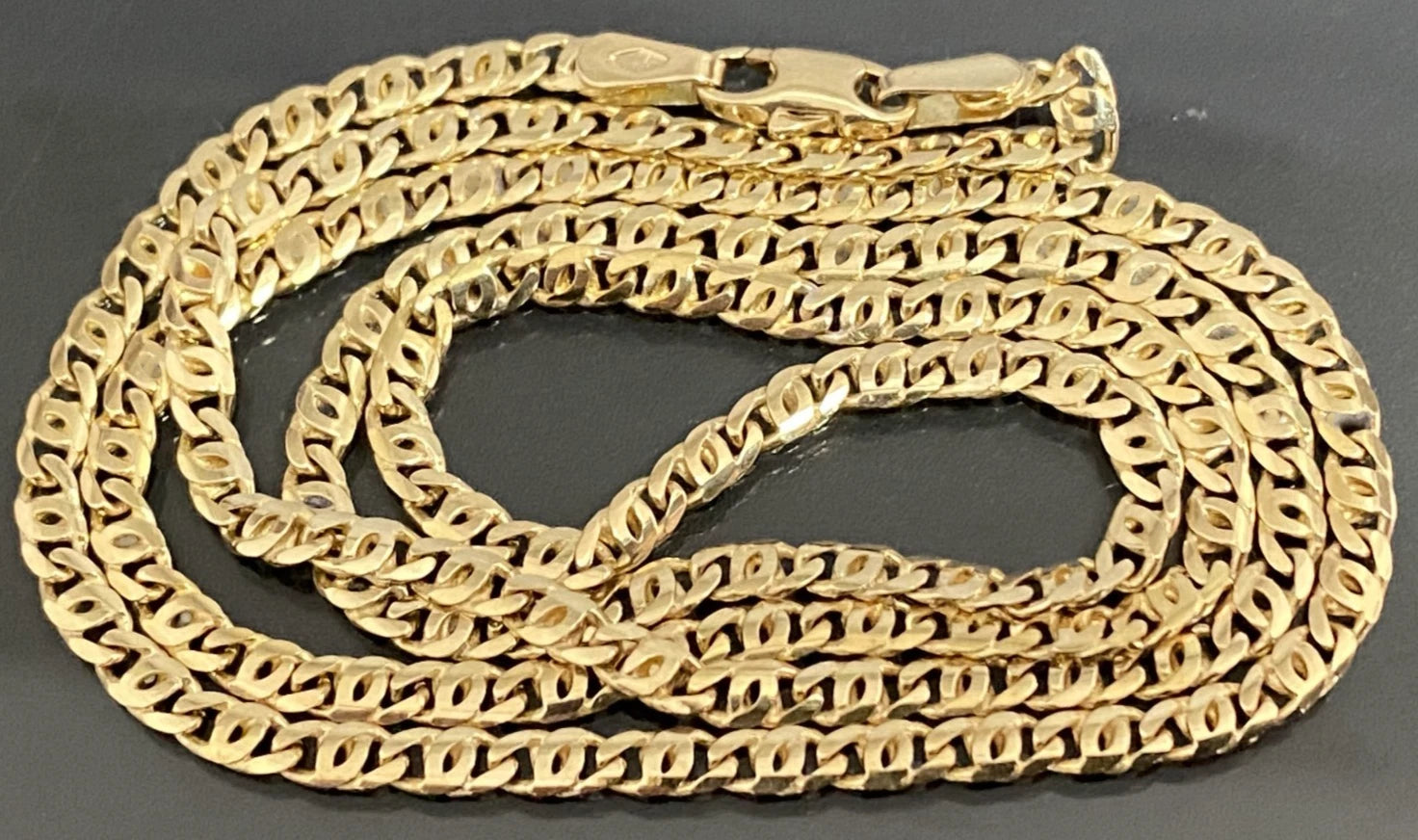 18K Yellow Gold Anchor Link Chain Necklace - 49.0cm Long