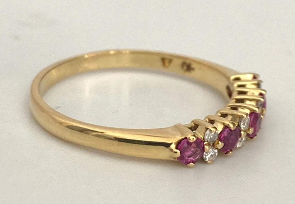 18ct Yellow Gold Ruby & Diamond Ring – Size T (US 9.75)