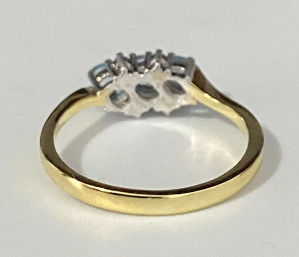 18K Yellow Gold W/ Aquamarine & Diamond Ring Size L 1/2 - 5 7/8