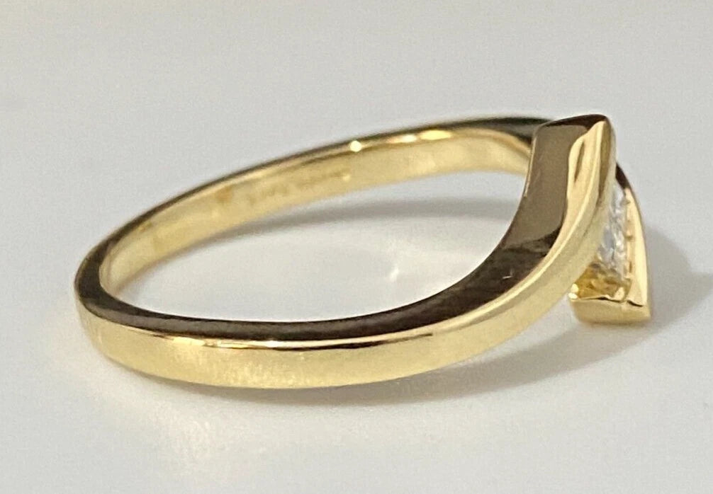 18K Yellow Gold & Princess Cut Diamond Bypass Ring Size N 1/2 - 6 3/4