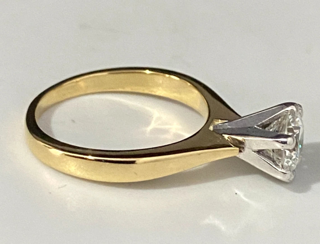 18K Yellow Gold & 1.30CT Diamond Solitaire Engagement Ring - Size M 1/2 (6.50)