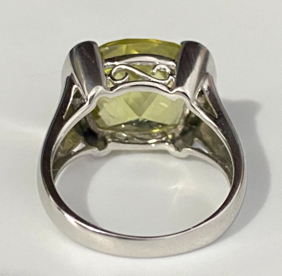 14K White Gold W/ Citrine & Diamond Ring Size N - 6 3/4