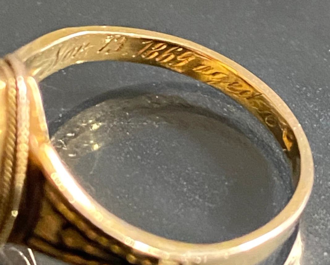 1860's Victorian 15K Yellow Gold Pearl & Enamel memorial Ring - Size L (US 5.75)