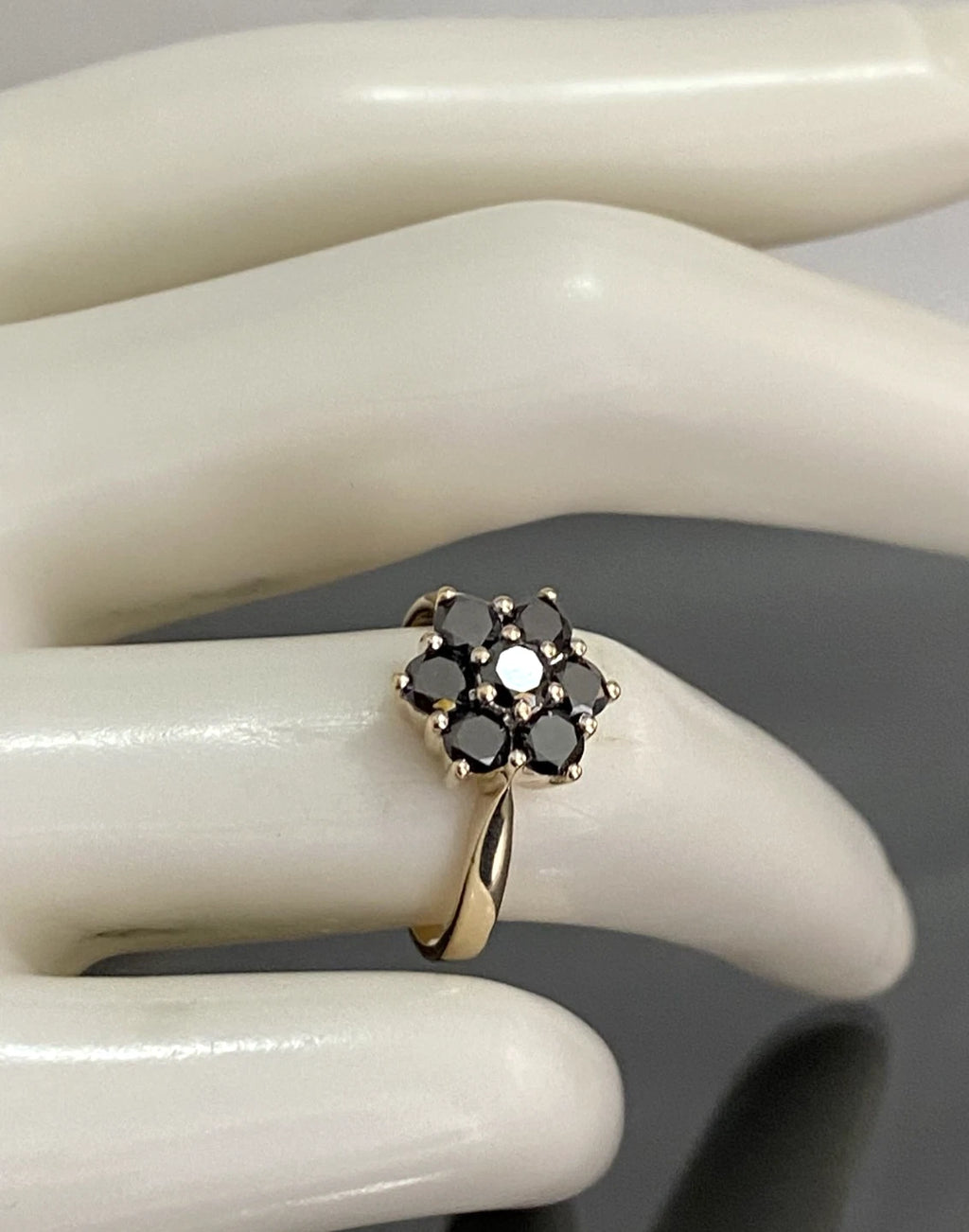 9K Yellow Gold 0.80CT Black Diamond Cluster Ring Size L (US 5.75)