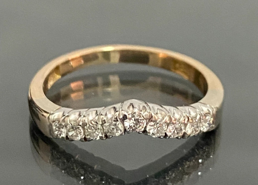 14K Yellow Gold Diamond Curved Wedding Band Ring Size M 1/2 (US 6.5)