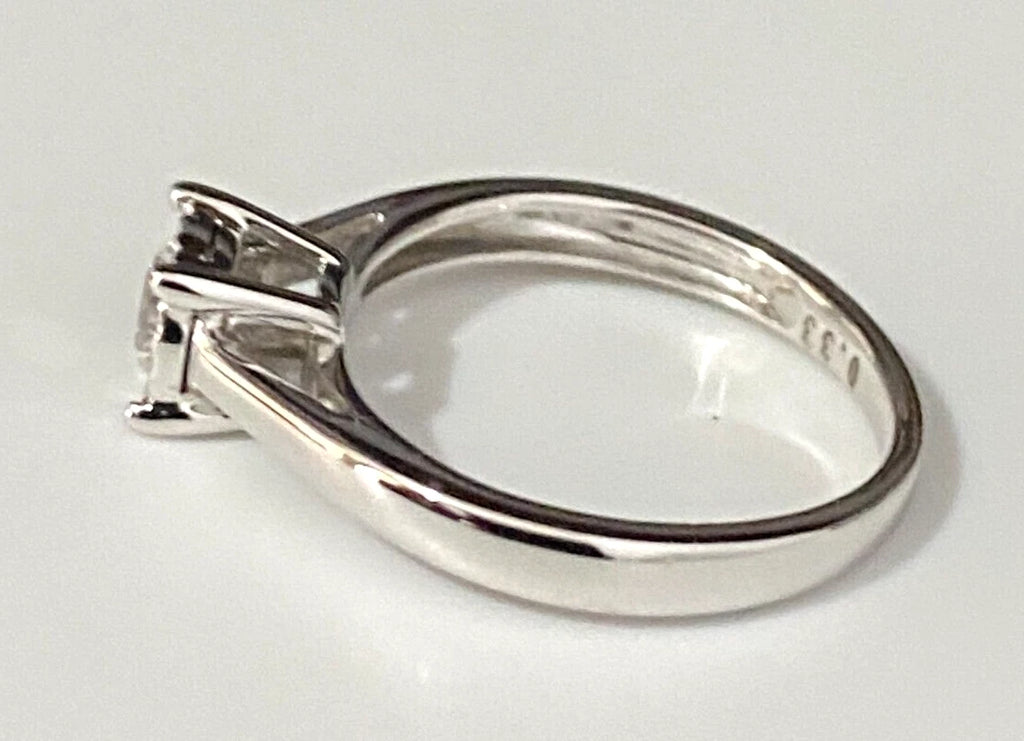 9K White Gold & 0.33CT Diamond Engagement Ring Size J - 4 3/4