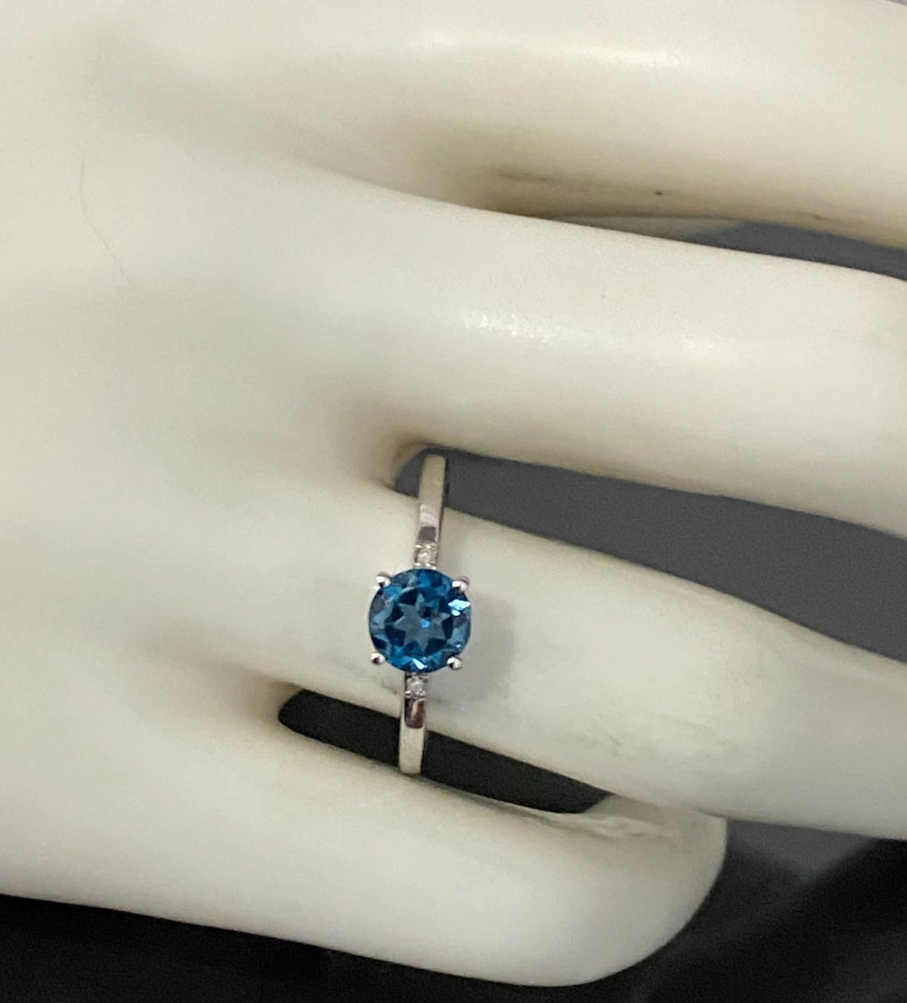 Sterling Silver London Blue Topaz & Diamond Ring – Size N (6.75)