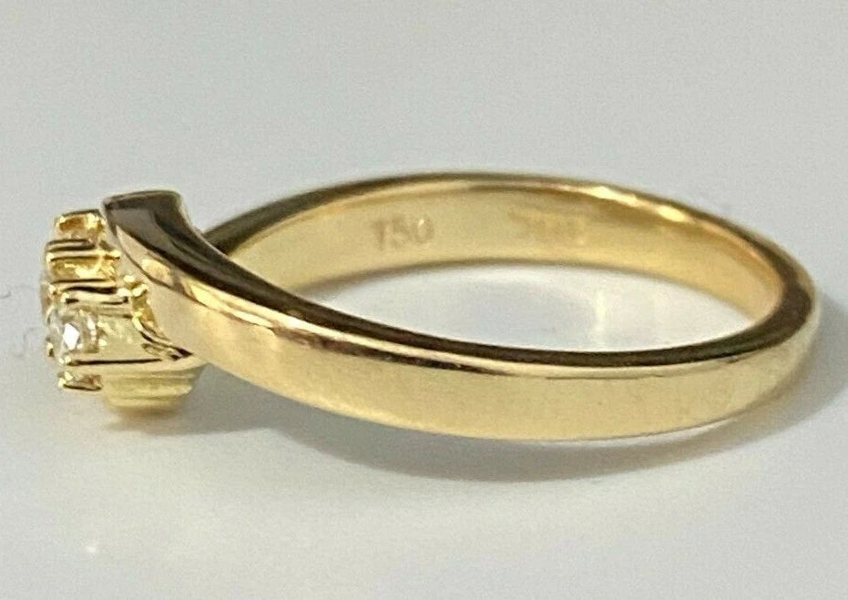 18K Yellow Gold & Diamond Three Stone Set Ring Size M 1/2 - 6 1/4
