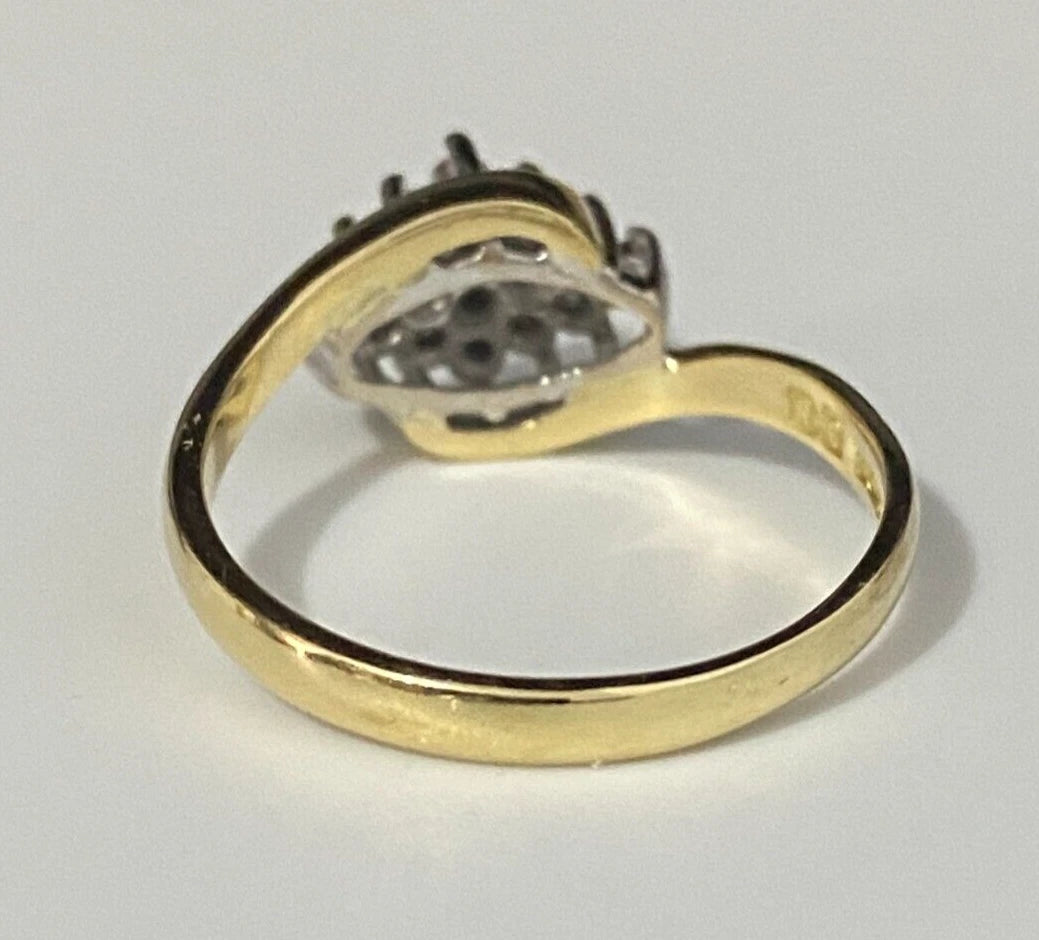 18K Yellow Gold & 0.25CT Diamond Cluster Ring Size L 1/2 - 5 7/8