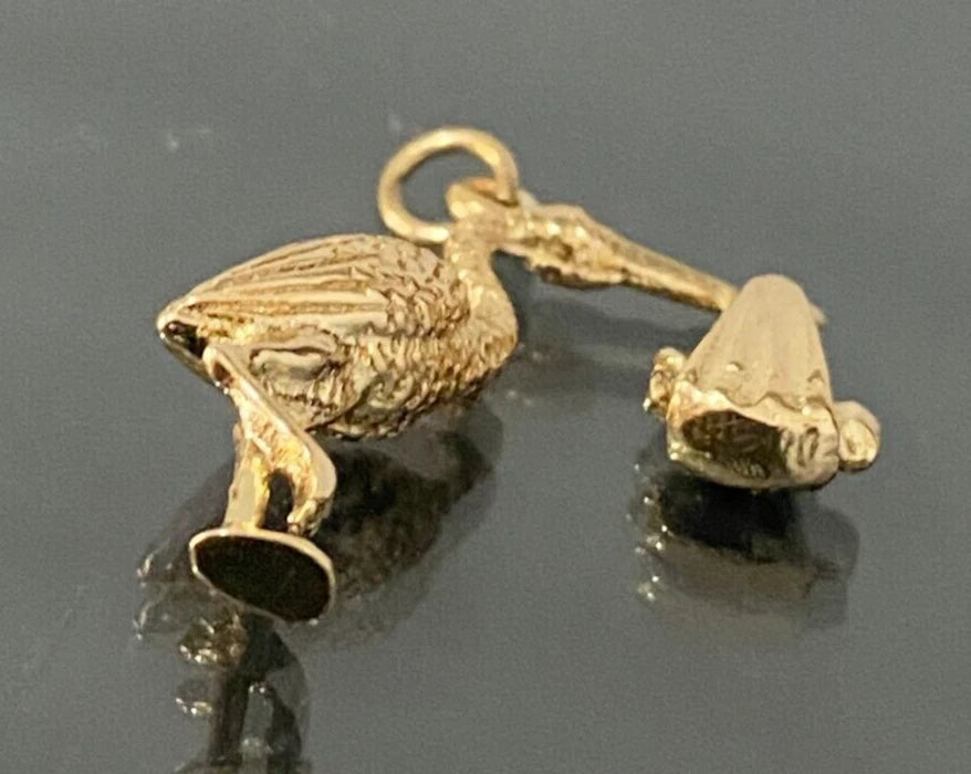 9K Yellow Gold Stork & Baby Charm Pendant 23.0mm high