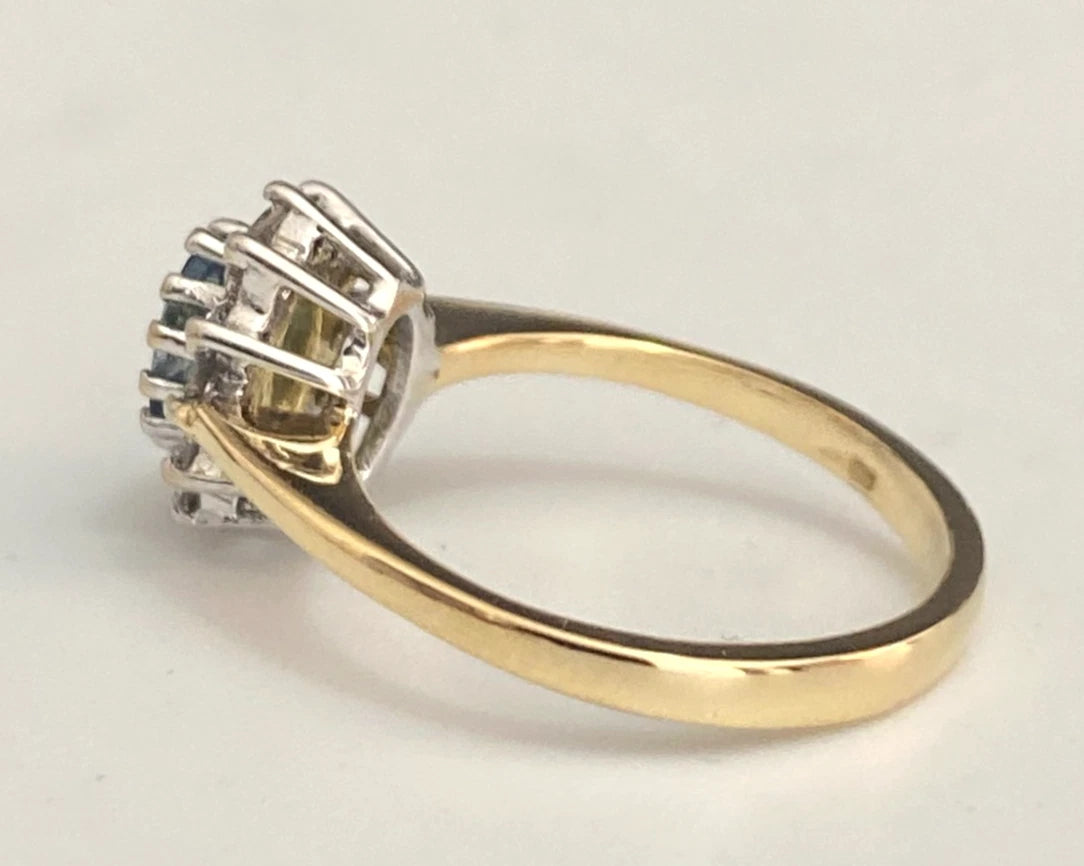18K Yellow Gold Aquamarine & Diamond Cluster Ring - Size I (US4.5)