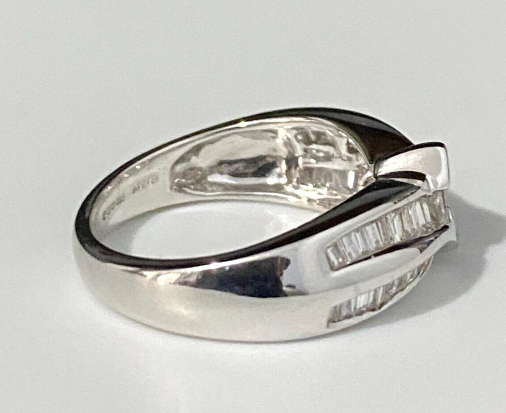 18K White Gold & 0.70CT Diamond Ring Size N 1/2 - 6 3/4