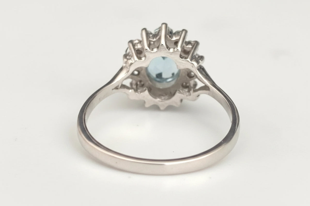 18K White Gold Aquamarine & Diamond Cluster Ring Size P 1/2 (US 8)