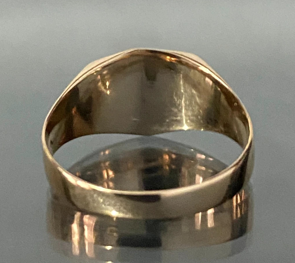 14K Yellow Gold "K" Initial Women's Signet Ring Size K 1/2 - 5 1/2