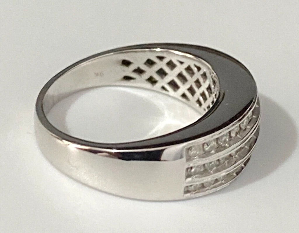 9K White Gold & 0.50CT Diamond Three Row Ring Size P - 7 1/2