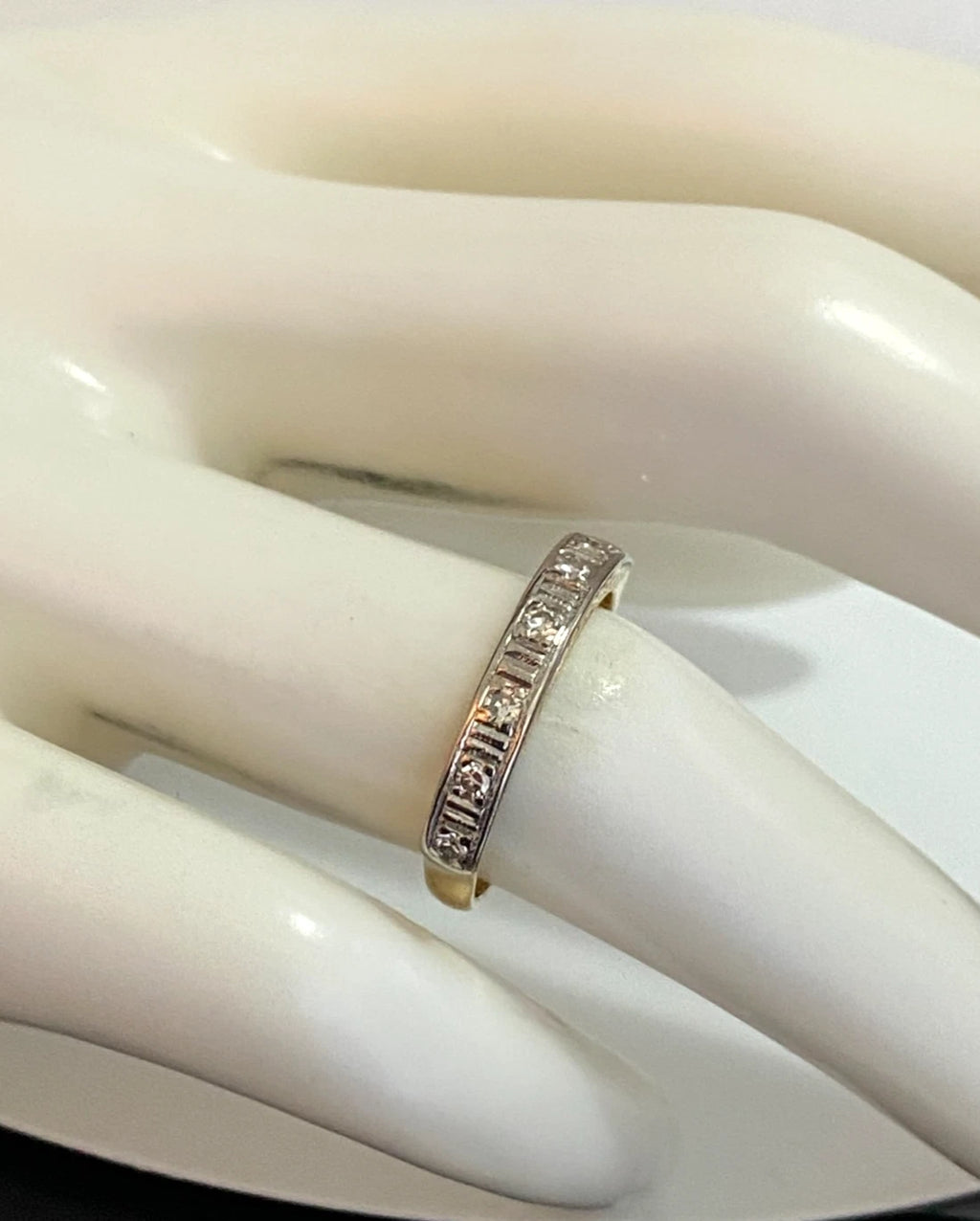 Vintage 18K Yellow Gold Diamond Eternity Engraved Ring - Size L (US 5.75)