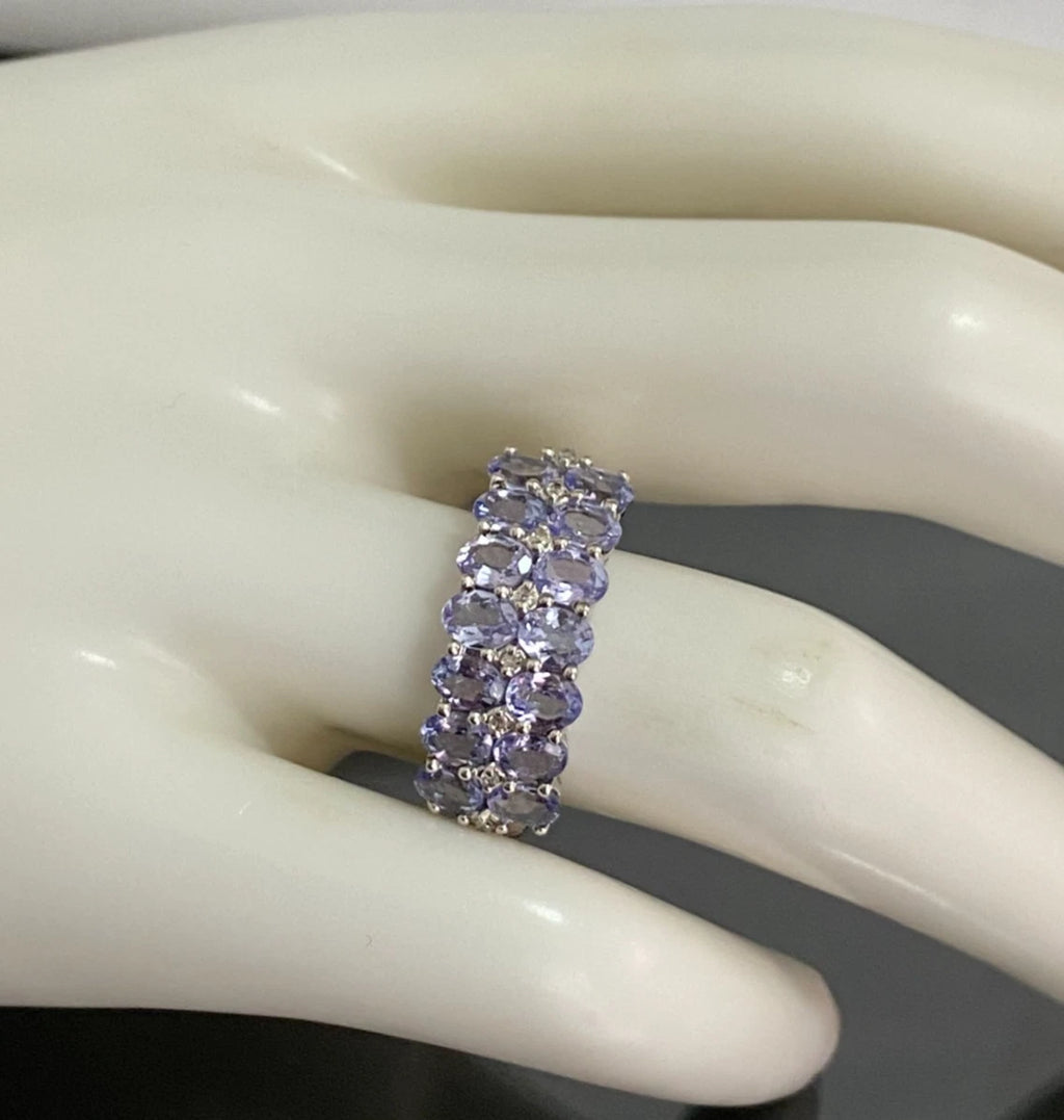 9K White Gold Tanzanite & Diamond Double Row Ring Size O (US 7.25)
