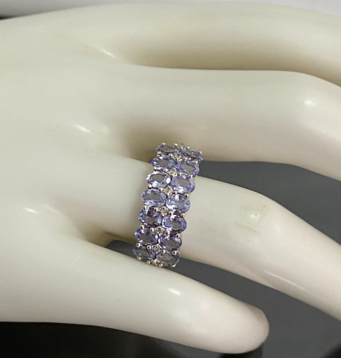 9K White Gold Tanzanite & Diamond Double Row Ring Size O (US 7.25)