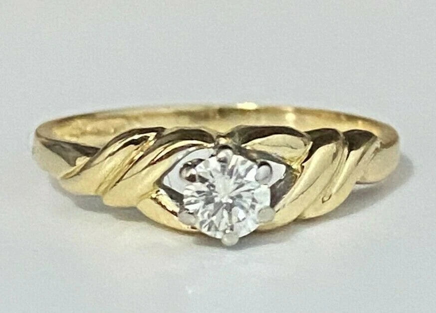 18K Yellow Gold & 0.25CT Diamond Solitaire Ring size N 1/2 - 6 3/4
