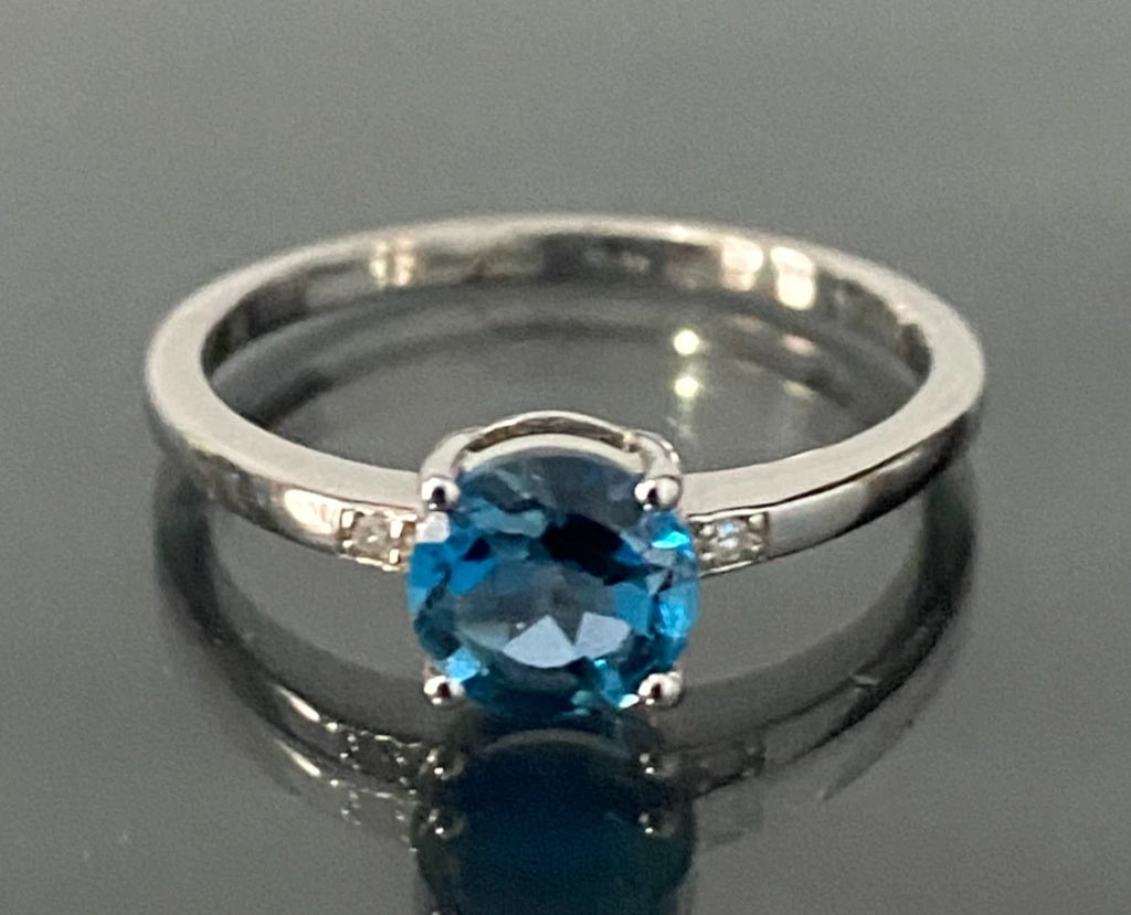 Sterling Silver London Blue Topaz & Diamond Ring – Size N (6.75)