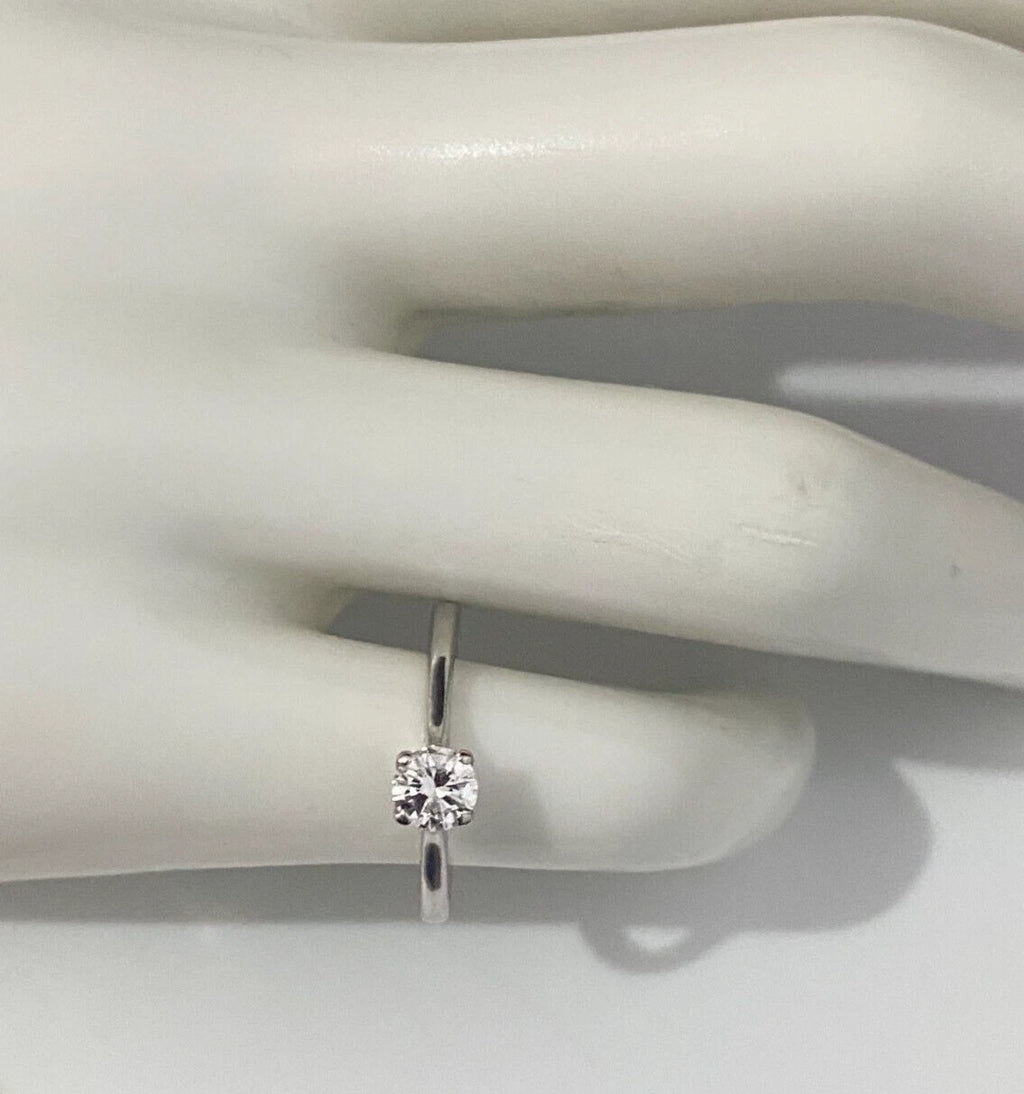 18K White Gold & 0.35CT Diamond Solitaire Ring Size H 1/2 - 4