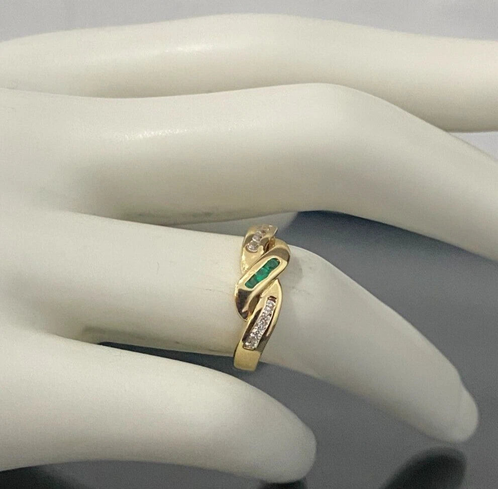 Italian 18K Yellow Gold W/ Chrysoprase & Cubic Zirconia Size L 1/2 - 5 7/8