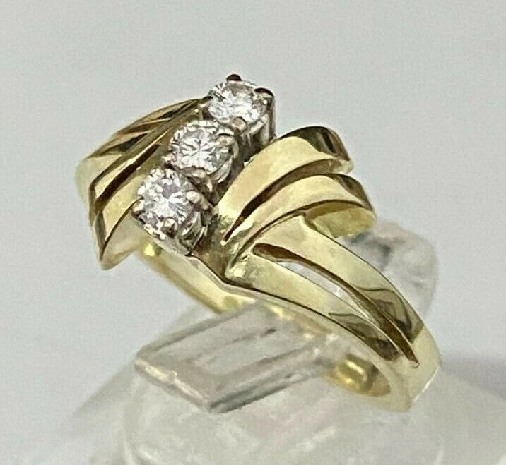 14K Yellow Gold & 0.28CT Diamond Three Stone Ring Size O 1/2 - 7 1/4