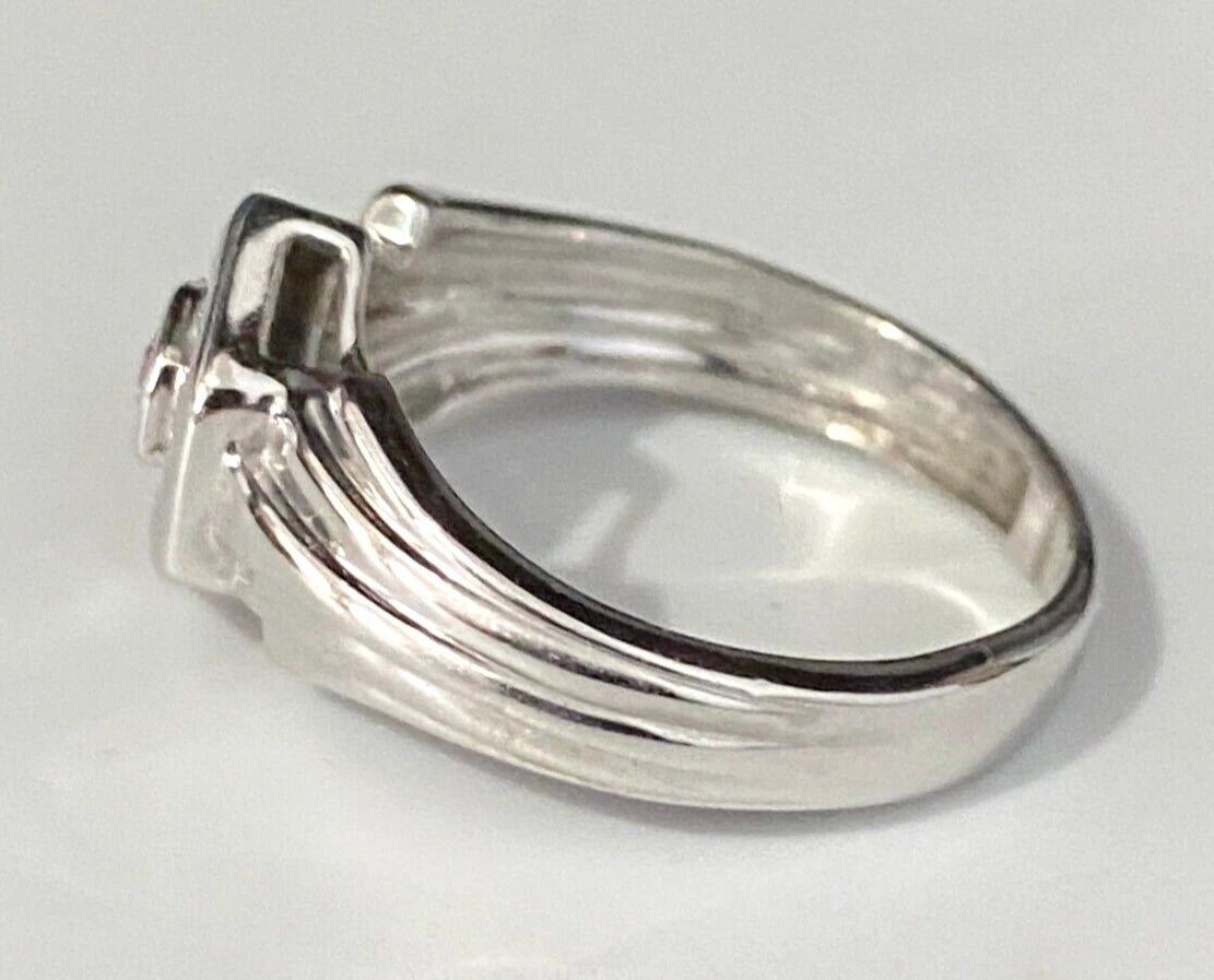 9K White Gold & 0.30CT Diamond Cluster Ring Size R - 8 5/8
