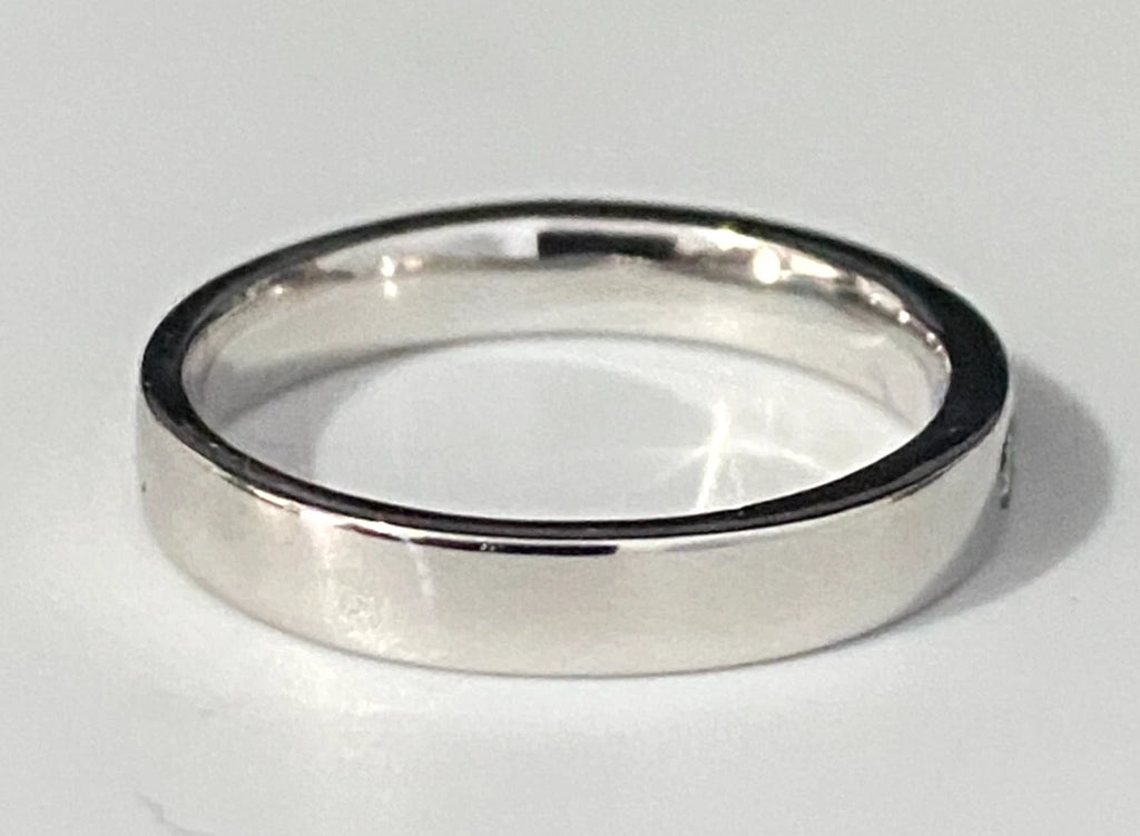 18K White Gold & 0.25CT Diamond Channel Set Ring Size M - 6