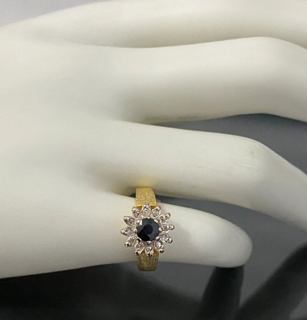 18K Yellow Gold W/ Sapphire & Diamond Cluster Ring Size I 1/2 - 4 1/2