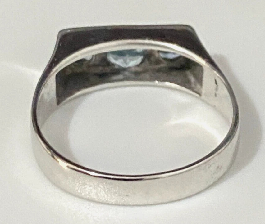 Vintage 9K White Gold & Blue Gemstones Ring Size L - 5 1/2