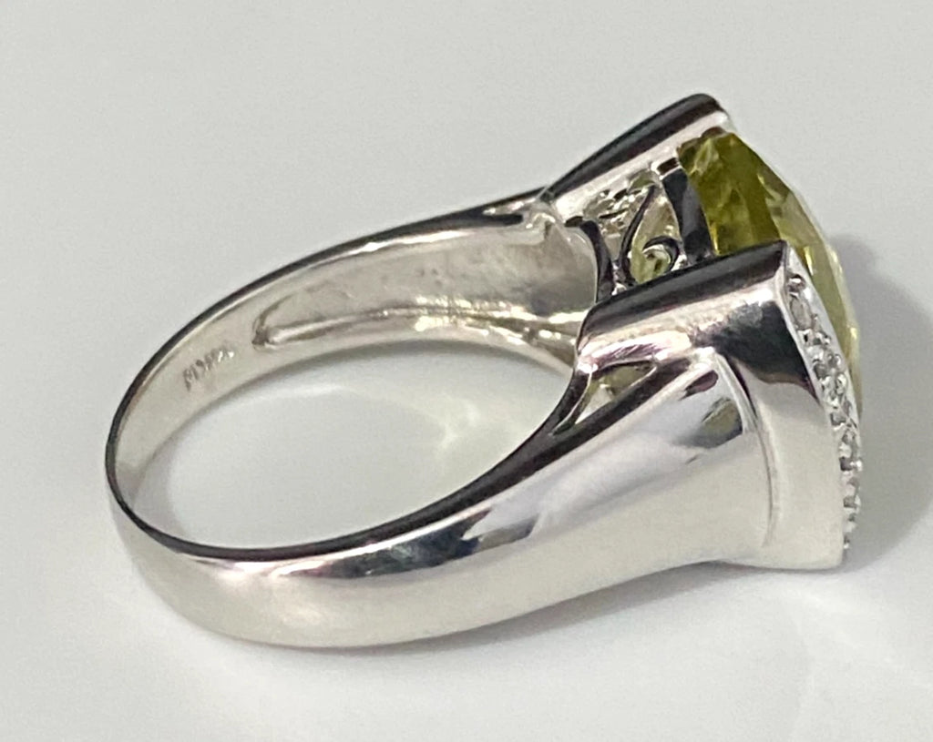 14K White Gold W/ Citrine & Diamond Ring Size N - 6 3/4
