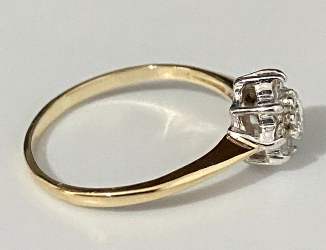 14K Yellow Gold & 0.45CT Diamond Cluster Ring Size Q - 8